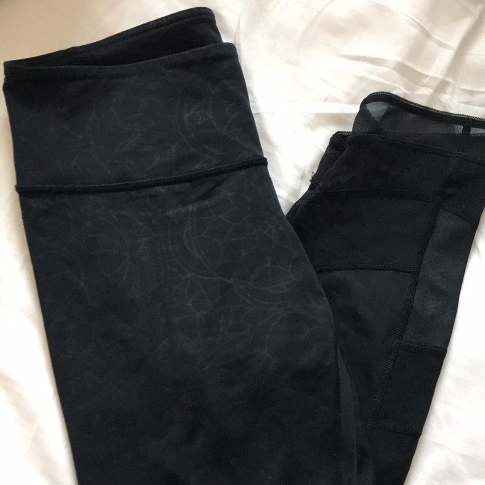 Lululemon black leggings, size 6